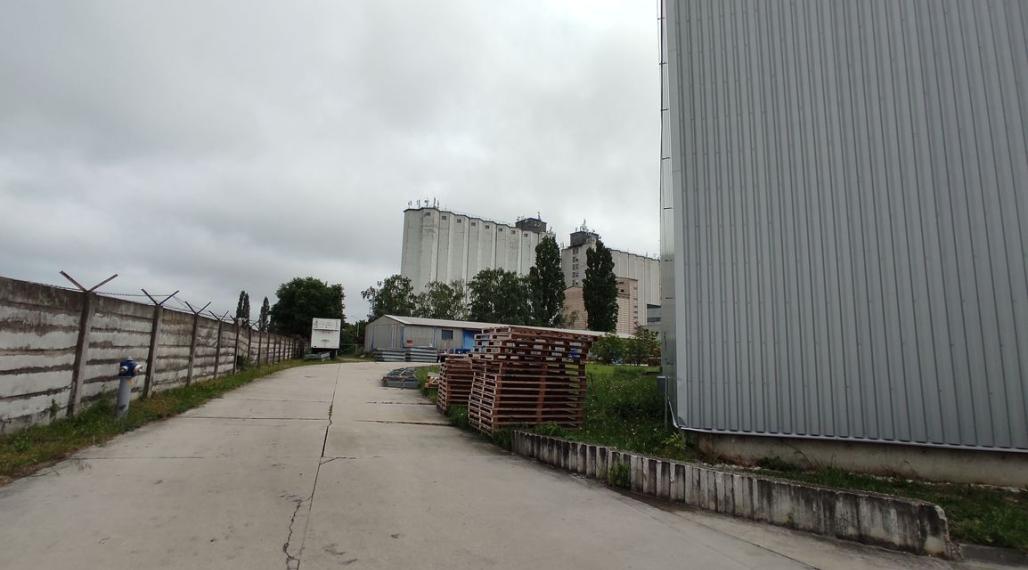 668m2 skladovo-výrobná hala s možnosťou administratívy na prenájom, DUNAJSKA STREDA