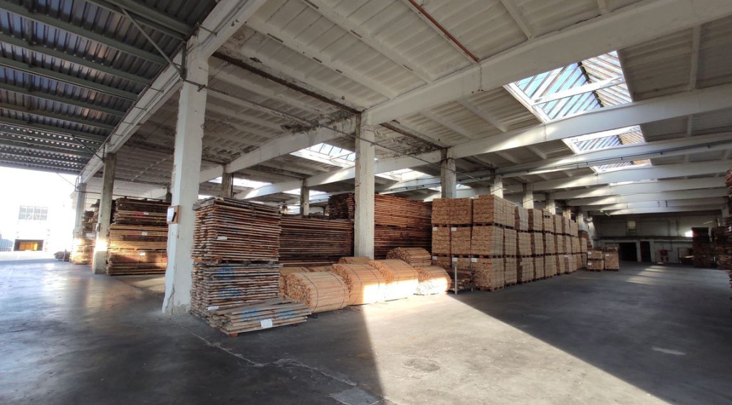 2.500m2 skladovo-výrobná hala s možnosťou administratívy na prenájom, DUNAJSKA STREDA