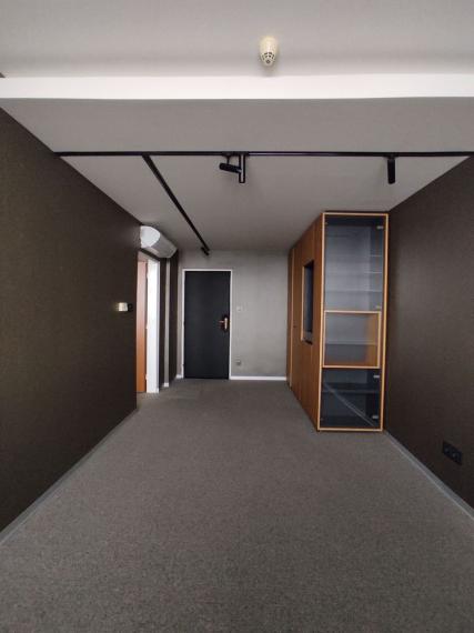 Kancelárie 54m2 v hoteli Aston, Bajkalská