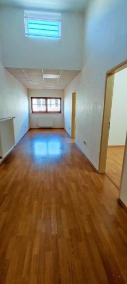 Na prenájom - kancelárie, Vajnorská, Bratislava II