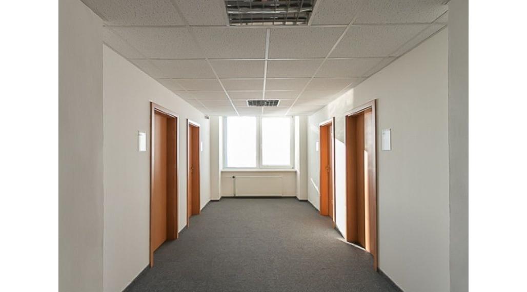 Na prenájom - Kancelársky priestor 17m2, ul.  Bárdošova, Bratislava III