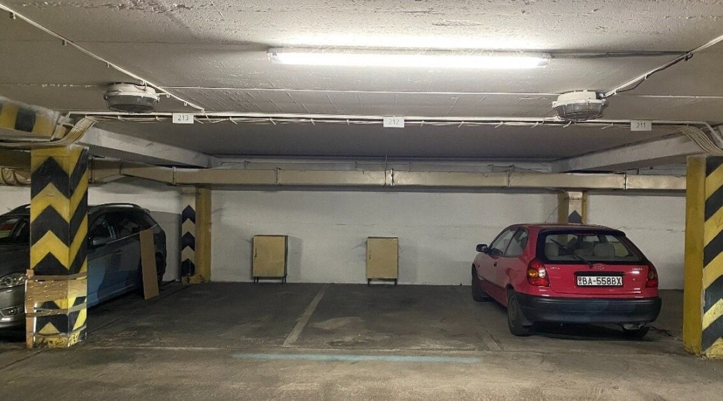Garážové státie na Stodolovej ulici na predaj