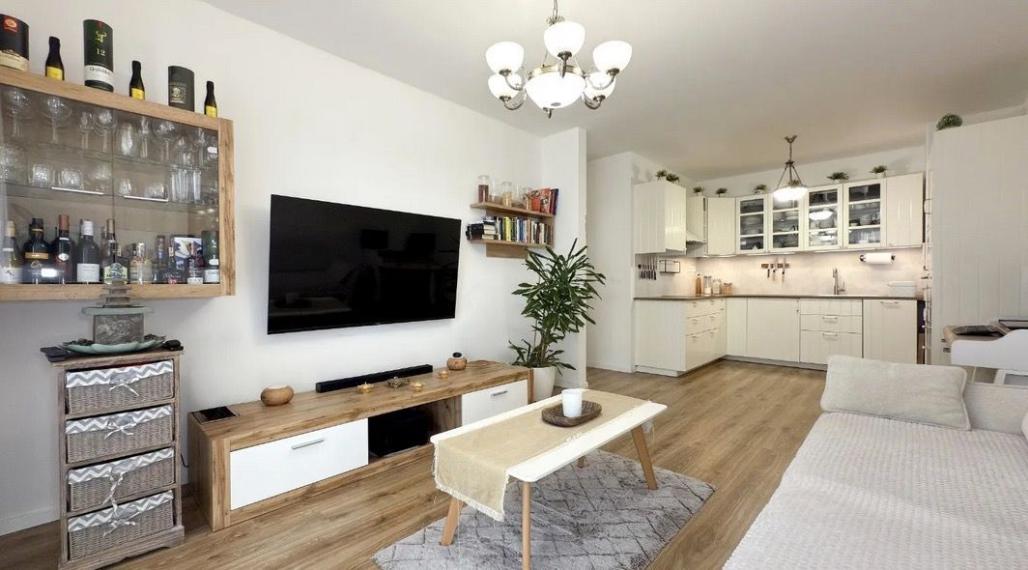 Moderný byt na prenájom, nachádza sa na ulici Zuzany Chalupovej v Bratislave V TOP