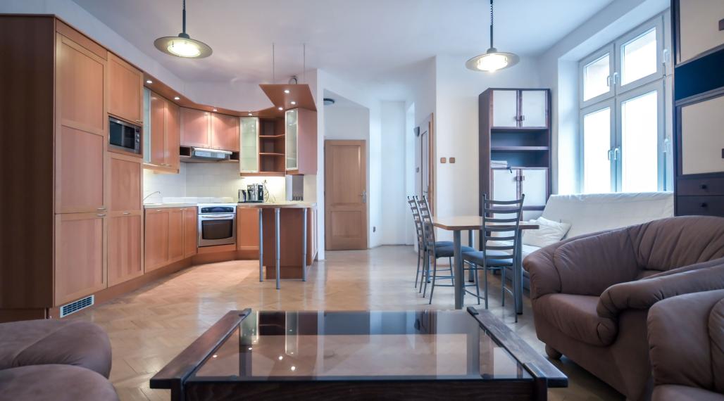 Výnimočný 4 izbový byt s atmosférou mestského domu na Šancovej ulici, TOP