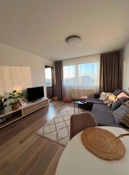 Kompletne zariadený 2-izbový byt na prenájom  - ul. Bosákova, Bratislava V TOP 