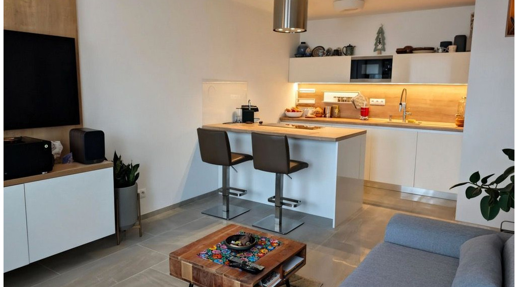 Na predaj zariadený 2-izbový byt vo vyššom štandarde - Bratislava IV TOP