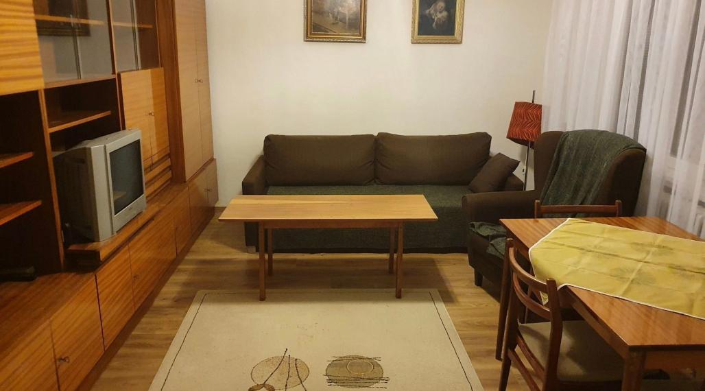 Na prenájom veľký 1-izbový byt v Ružinove na Zálužickej ulici TOP