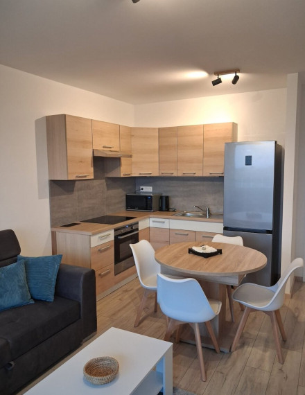 Prenájom moderného 2-izbového bytu v novostavbe Arboria – ešte neobývaný, Trnava