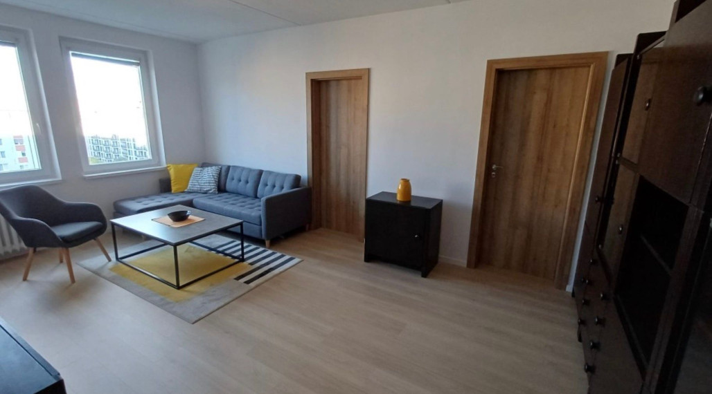 Na prenájom pekný, slnečný 3-izbový byt na Račianskom mýte TOP