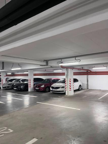 Predaj parkovacieho miesta, Senec