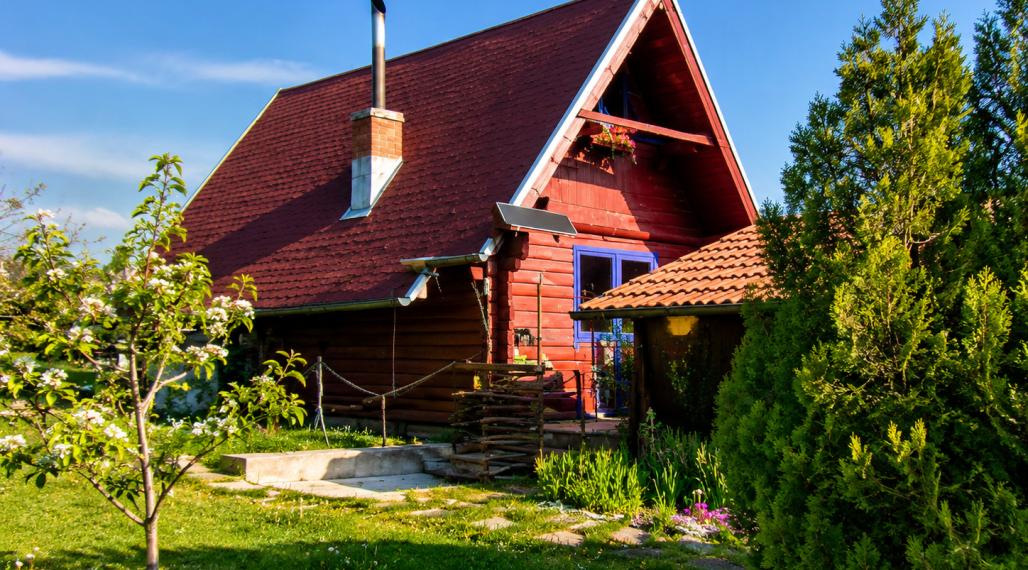 Na predaj rekreačná chatka s veľkým slnečným pozemkom pri Kučišdorskej doline – Pezinok TOP