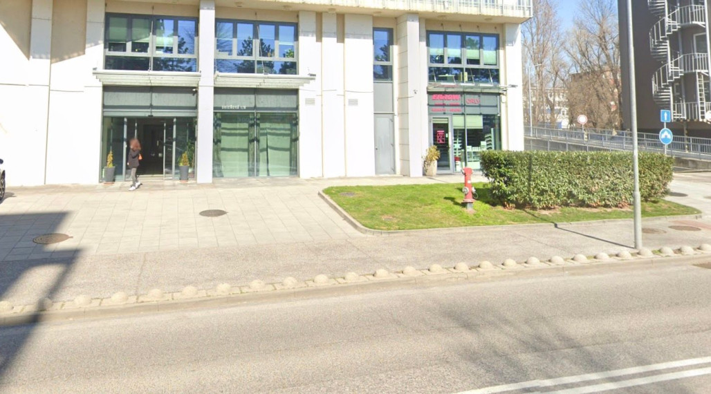 Na predaj priestranný obchodný priestor s výmerou 135,52 m2 v modernom projekte Eden Park