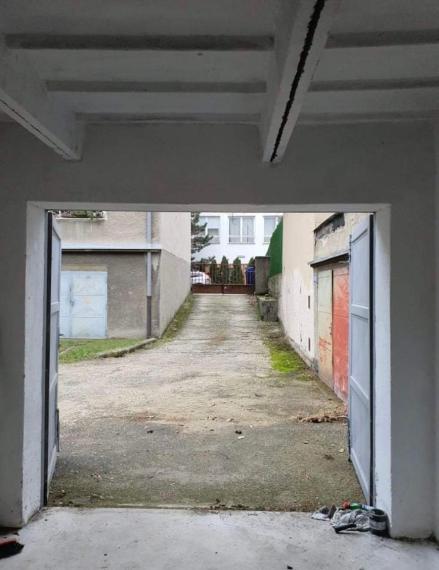 Na predaj garáž s výmerou 20 m², BA II TOP