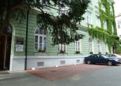 Kancelárie v krásnej historickej budove na Zochovej ulici, Staré Mesto, 117,21m2 - fotografia 1