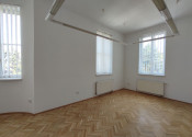 Priestor 165,7m2 s výhľadom do Úradu Vlády, v krásnej historickej budove, Štefánikova,BAI - fotografia 5