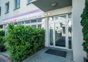 NA PREDAJ Polyfunkčná budova s výbornou dostupnosťou a investičným potenciálom | Bratislava – Nové Mesto - fotografia 2