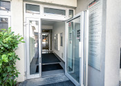 NA PREDAJ Polyfunkčná budova s výbornou dostupnosťou a investičným potenciálom | Bratislava – Nové Mesto - fotografia 3