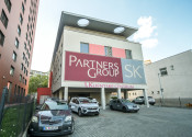 NA PREDAJ Polyfunkčná budova s výbornou dostupnosťou a investičným potenciálom | Bratislava – Nové Mesto - fotografia 2