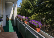 Na prenájom kompletne zrekonštruovaný a moderne zariadený 3-izbový byt v Dúbravke  - fotografia 10