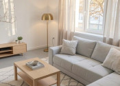 Priestranný 2-izbový byt na predaj s výmerou 65 m², balkónom a pivnicou na Karadžičovej ulici, TOP - fotografia 12