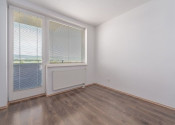 Na predaj 3 izbový byt s balkónom v obci Slovenský Grob  - fotografia 11