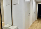 Na prenájom slnečný a moderne zariadený 2-izbový byt v projekte Klingerka - fotografia 3