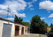 Na predaj murovaná garáž v Bratislave – Ružinove  - fotografia 2