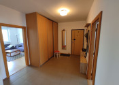 BEZ PROVÍZIE | Priestranný 3-izbový byt s balkónom na prenájom | Ondavská, Ružinov - fotografia 2