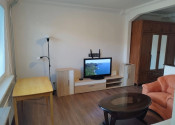 Na predaj priestranný 2-izbový byt s dvomi loggiami - fotografia 11