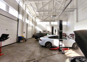 Hala na ľahkú výrobu / autoservis 225 m2 + 154 m2 plocha pred halou - fotografia 2