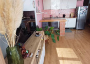  Na prenájom útulný a kompletne zariadený 1-izbový byt s rozlohou 40 m2 - fotografia 1