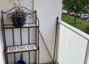 Na prenájom svetlý a udržiavaný 2-izbový byt na Hálkovej ulici v Bratislave - fotografia 12