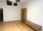 Na predaj priestranný 3,5-izbový byt s loggiou, 82,64 m² – Zimná ulica, Bratislava - fotografia 2