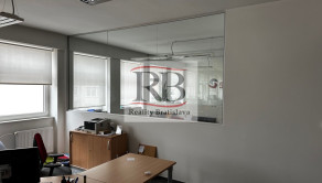 Celok kancelárií v blízkosti Klientskeho centra, Trnavská cesta, 310m2 - fotografia 4