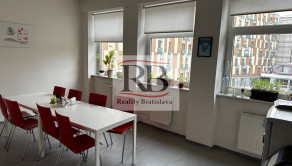 Celok kancelárií v blízkosti Klientskeho centra, Trnavská cesta, 310m2 - fotografia 5