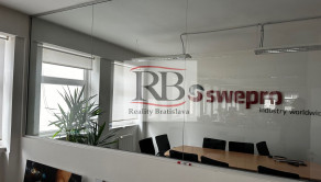 Celok kancelárií v blízkosti Klientskeho centra, Trnavská cesta, 310m2 - fotografia 7