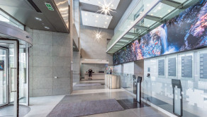 Administratívne priestory v renomovanej budove Tower 115, Bratislava-Staré Mesto - fotografia 1