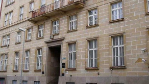 Kancelárske priestory v historickej budove centre Bratislavy na Grossligovej ulici, aj s parkovaním, 109,38 m2, 147m2 alebo 169,30 m2 - fotografia 14