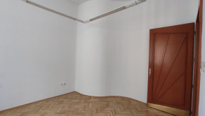 Priestor 165,7m2 s výhľadom do Úradu Vlády, v krásnej historickej budove, Štefánikova,BAI - fotografia 7