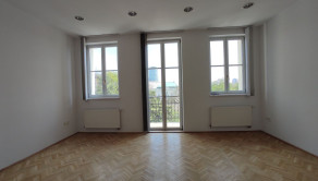 Uzavretý admin. celok v krásnej historickej budove, 148m2, 2 parkovacie miesta - fotografia 5