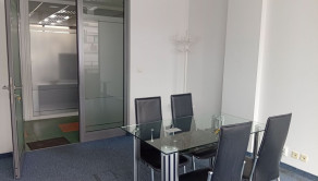 Kancelárie s výmerou - 34, 35, 46, 65 a 83 m2 v Trenčíne – širšie centrum - fotografia 4