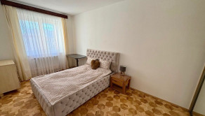 Na dlhodobý prenájom priestranný a kvalitne zariadený 3-izbový byt  - fotografia 11