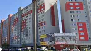 Prenájom – obchodný priestor 75 m², Námestie Hraničiarov  - fotografia 1