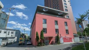 NA PREDAJ Polyfunkčná budova s výbornou dostupnosťou a investičným potenciálom | Bratislava – Nové Mesto - fotografia 31