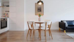 Na predaj moderný a príjemne presvetlený 2-izbový byt s veľkorysým 10 m2 balkónom, BA II TOP - fotografia 2