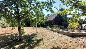 Na predaj rekreačný pozemok s výmerou 338 m2  - fotografia 1