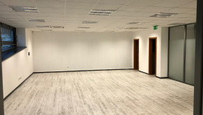 Obchodný/kancelársky priestor na prízemí, 111 m² + 4x PARKING, Smrečianska-BAIII - fotografia 4