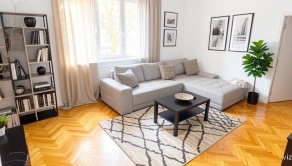 Priestranný 2-izbový byt na predaj s výmerou 65 m², balkónom a pivnicou na Karadžičovej ulici, TOP - fotografia 11