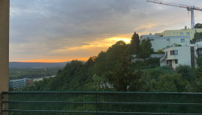 Na prenájom sympatický a veľkoryso riešený 1-izbový byt  - fotografia 12