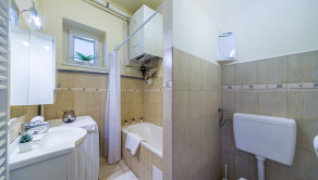 Na prenájom sympatický a veľkoryso riešený 1-izbový byt  - fotografia 14